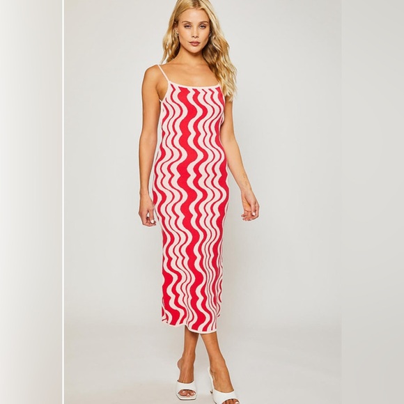 Pink and red midi dress. Worn once. Pretty garbage size small - Picture 1 of 4